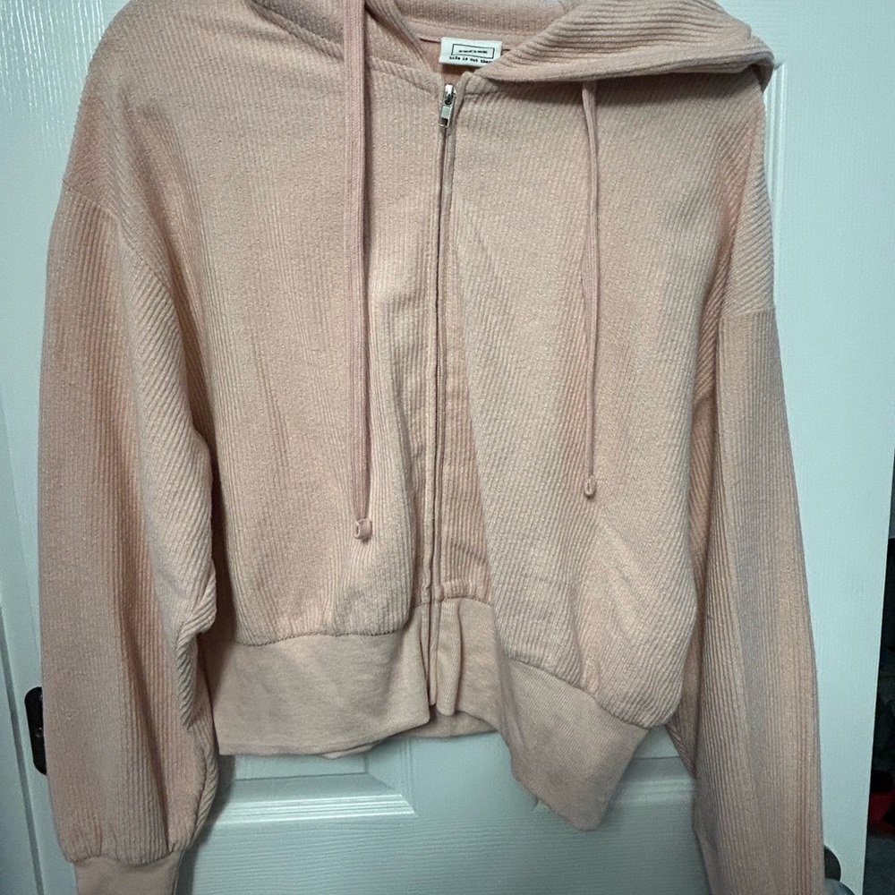 Women's light Pink cropped Hoodie